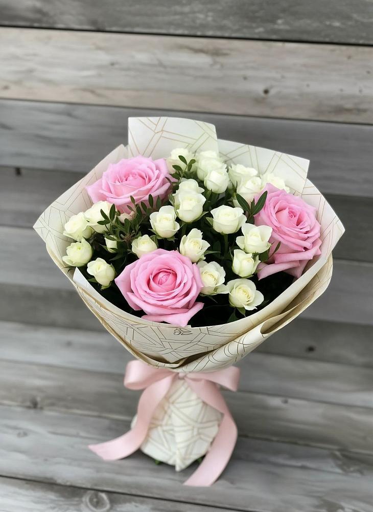 Букет цветов из: Розы в Чудово