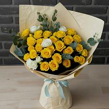 Букет цветов из:  Розы в Чудово