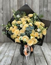 Букет цветов из:  Розы и Лизиантусы #REPLACE_PRED# Чудово