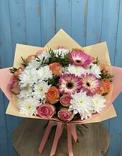 Букет цветов из:  Розы, Герберы и Хризантемы в Чудово