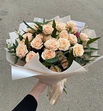 Букет Кремовые розы Латте в Чудово