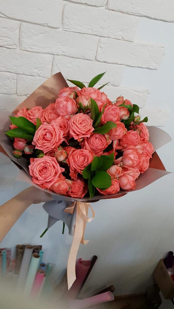 Букет цветов из: Розы в Чудово