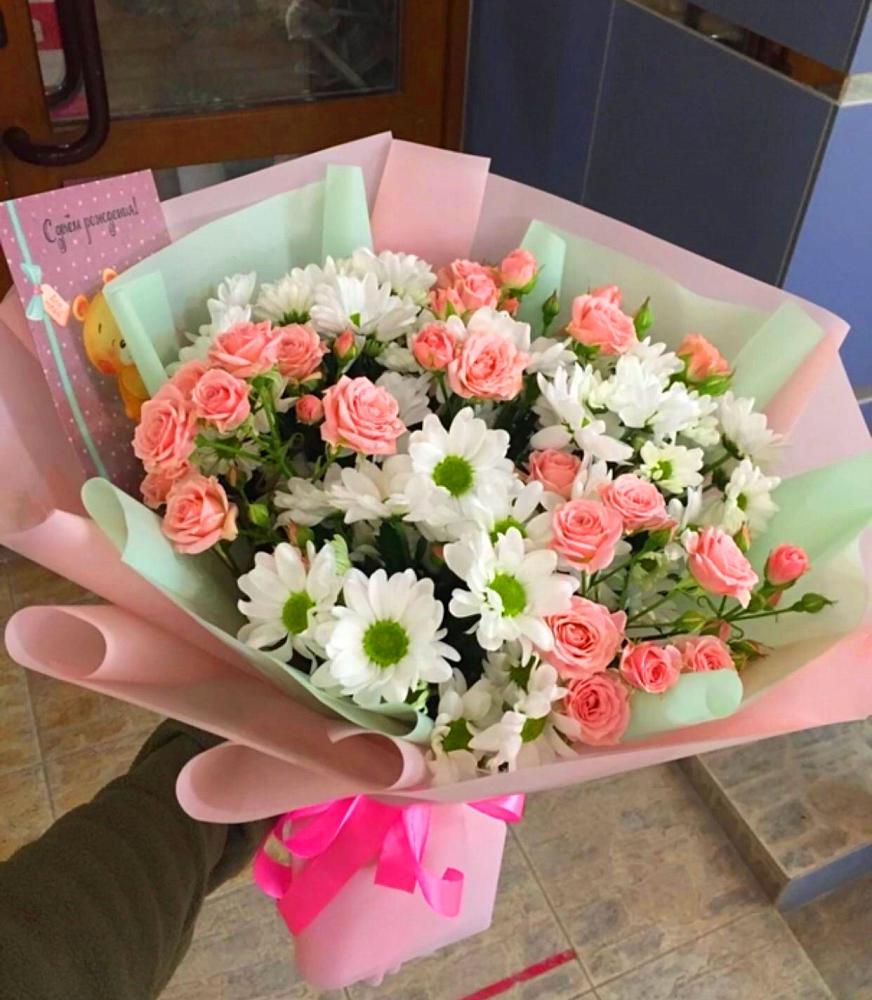 Букет цветов из: Розы и Хризантемы в Чудово