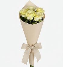 Букет цветов из:  Розы в Чудово