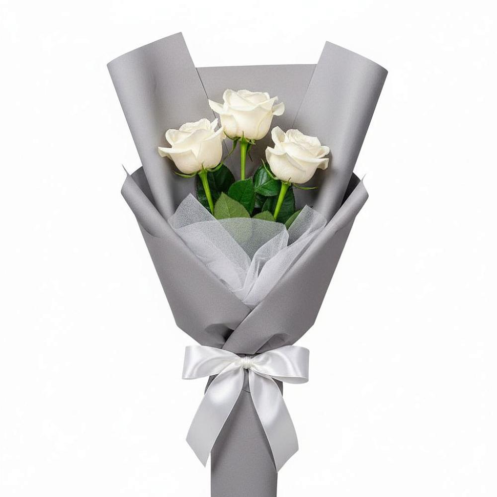Букет 3 белые розы в Чудово