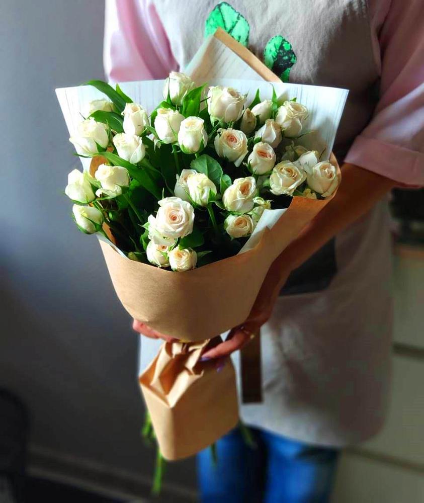 Букет цветов из: Розы в Чудово