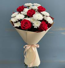 Букет цветов из:  Розы и Хризантемы в Чудово