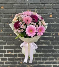 Букет цветов из:  Герберы и Хризантемы #REPLACE_PRED# Чудово