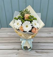 Букет цветов из:  Герберы, Розы и Хризантемы в Чудово